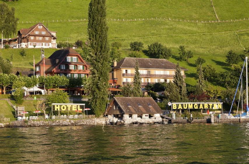 Gastehaus Baumgarten Hotell Kehrsiten Exteriör bild
