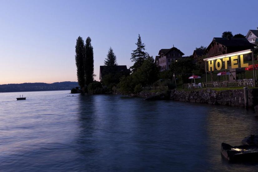 Gastehaus Baumgarten Hotell Kehrsiten Exteriör bild